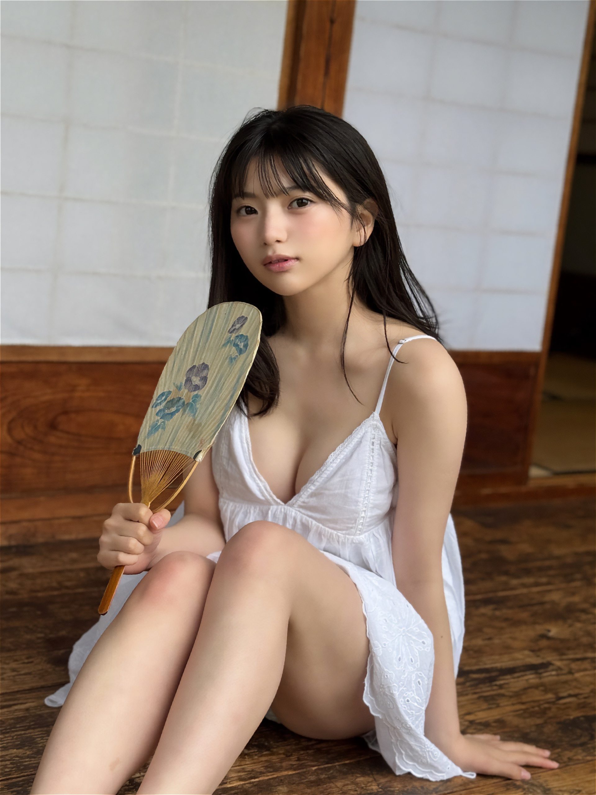 本郷柚巴 写真集,姫野ひなの 写真集,本郷柚巴 姫野ひなの,NEW ME 本郷柚巴,なつやすみ急行 姫野ひなの,Amazon 写真集 評価,グラビア写真集 1100円,期間限定 写真集,本郷柚巴 写真集 購入者 レビュー,姫野ひなの 写真集 星5つ 評価,SNS 話題 グラビア写真集,Amazon 写真集 期間限定価格,#Mooove! 姫野ひなの,NMB48 本郷柚巴,週プレ アザーカット,DMMブックス 70%OFF