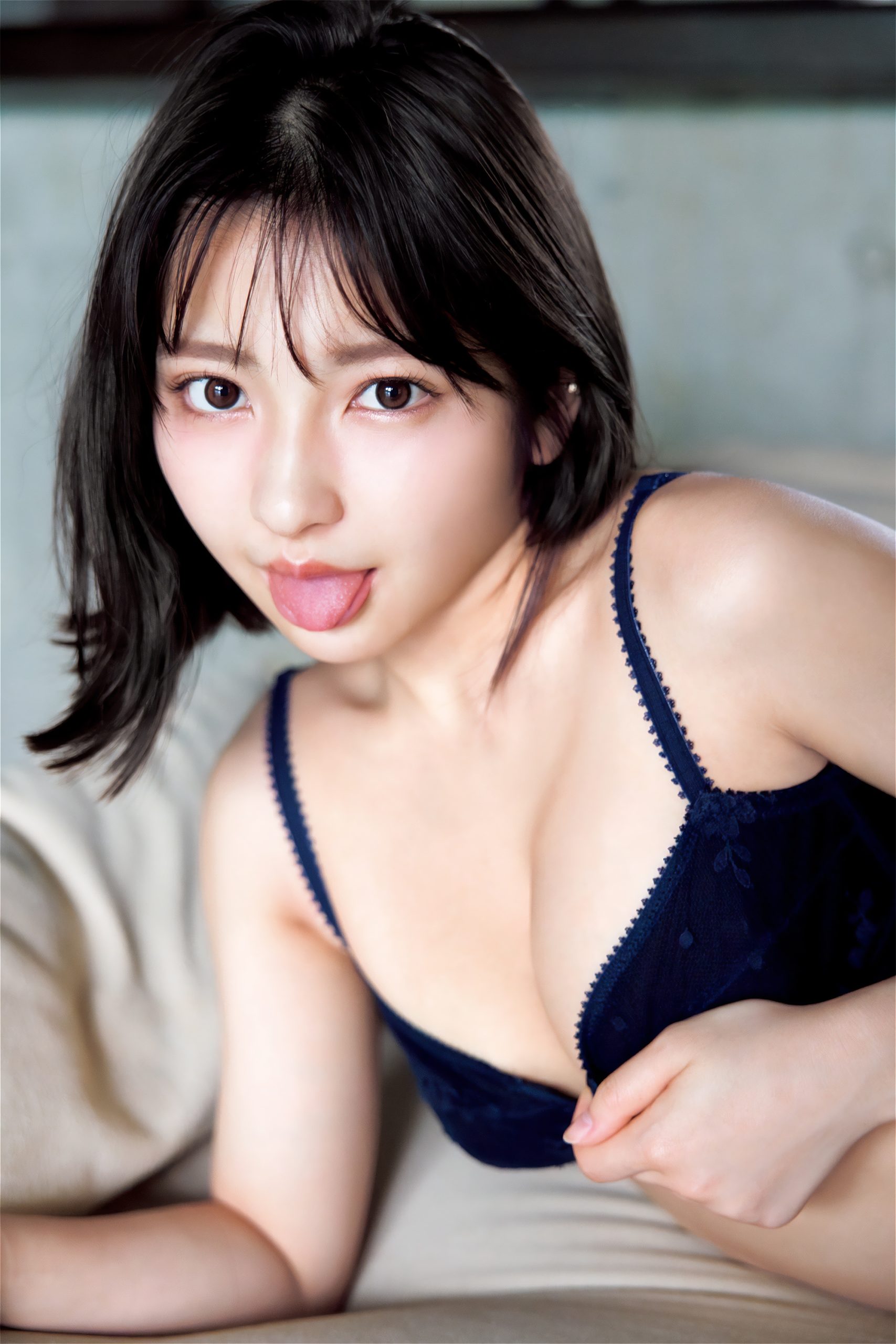 十味, ぽみ, 写真集, グラビアアイドル, 2nd写真集, とーみにこ, 比較, レビュー, 149cm, ミニマムボディ, B90, くびれ, ランジェリー, ベッドシーン, 史上最大露出, オーストラリア, ゼロイチファミリア, 週刊ヤングジャンプ, ポンコツ, ギャップ萌え, 女優, 2025年2月4日, Takeo Dec., 平成最後の奇跡の原石