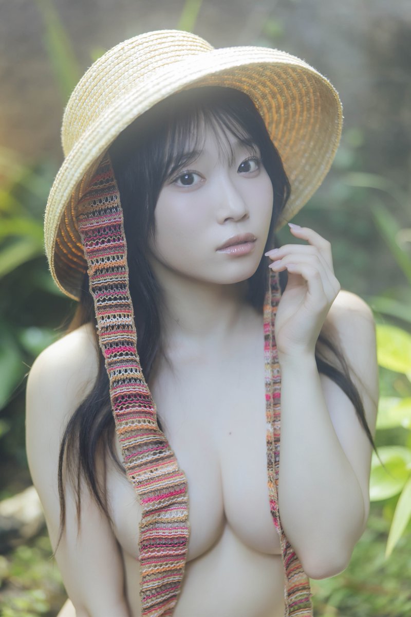 岸みゆ, 写真集, ME/YOU, 2nd写真集, ガチ恋, グラビア, 令和のガチ恋対象, メイキングDVD, 限定版, 通常版, 岸みゆ写真集, 高画質, 無料